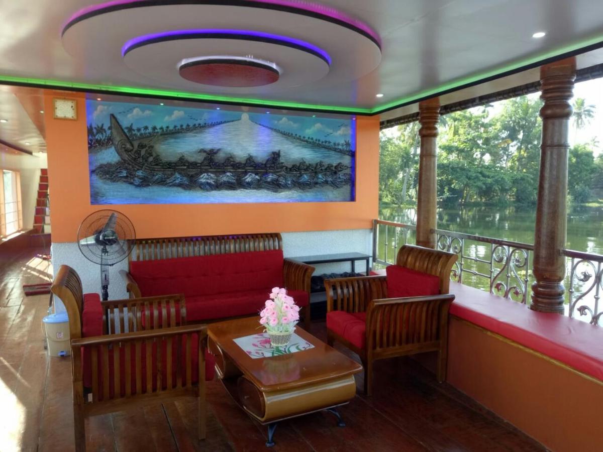 Marari Houseboat Ξενοδοχείο Mararikulam Εξωτερικό φωτογραφία