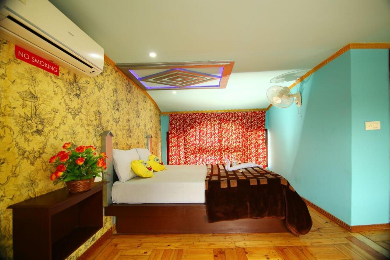 Marari Houseboat Ξενοδοχείο Mararikulam Εξωτερικό φωτογραφία