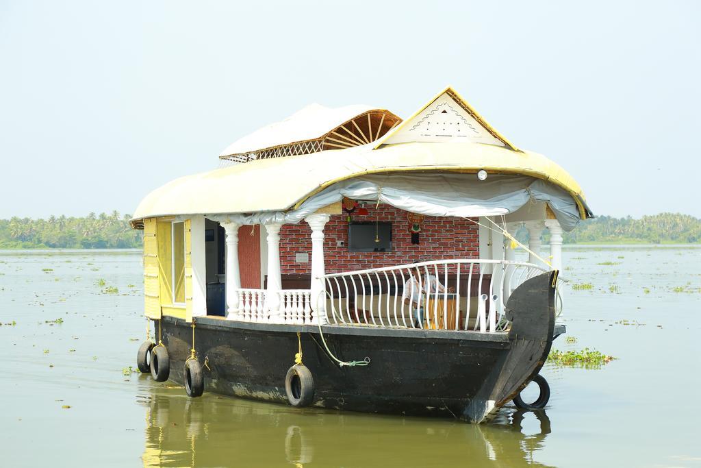 Marari Houseboat Ξενοδοχείο Mararikulam Δωμάτιο φωτογραφία