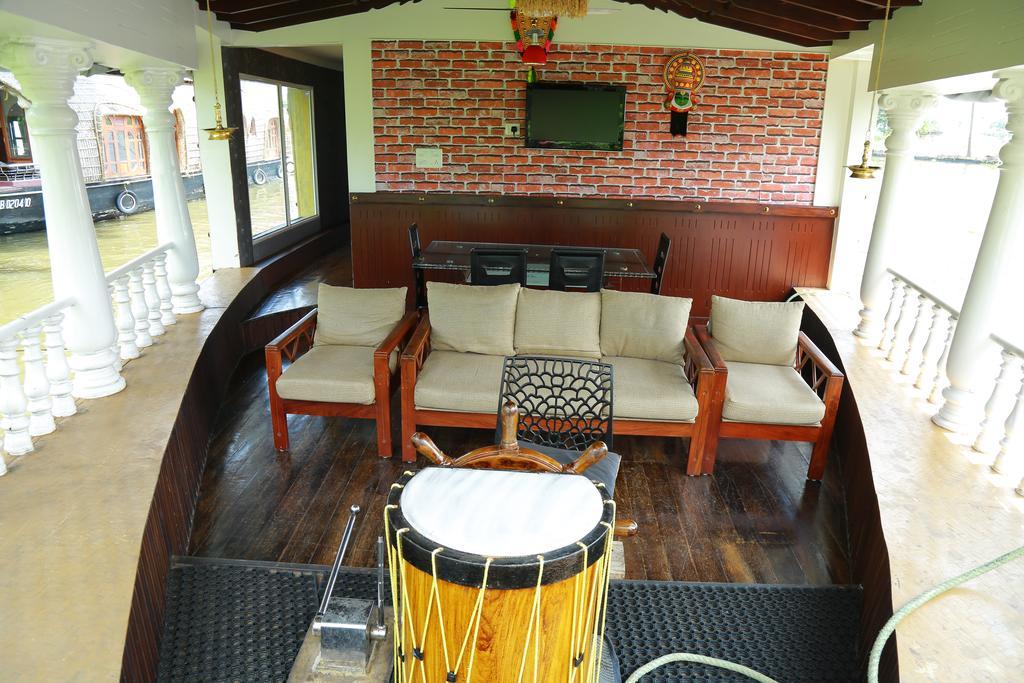 Marari Houseboat Ξενοδοχείο Mararikulam Δωμάτιο φωτογραφία